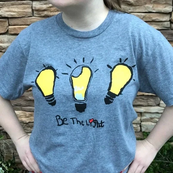 Candidly Kind • Grace’s OG ‘Be The Light’ Tee - Women’s Size L - Picture 12 of 12